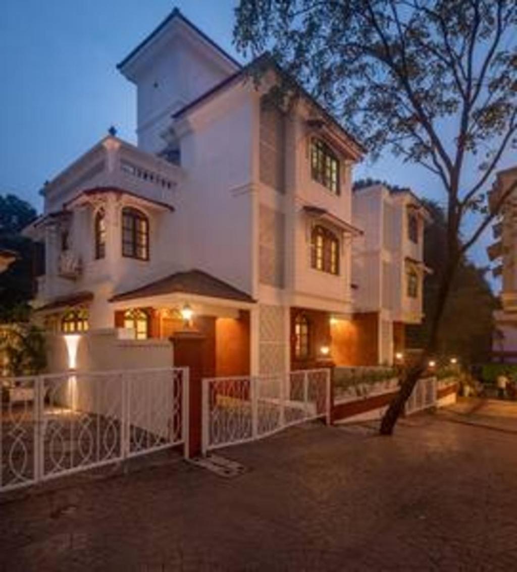 Fortune Villa D -Luxurious 5 Bhk Villa In Candolim Nerul  Exterior photo